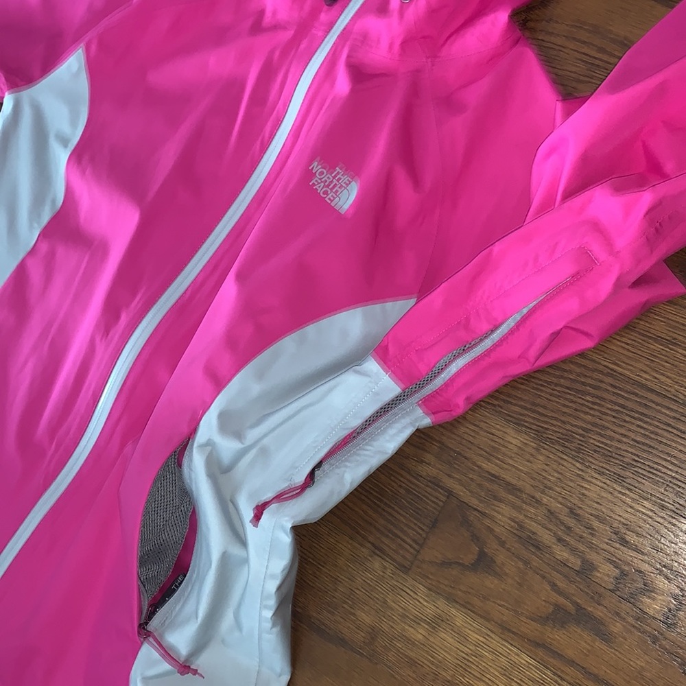 The North Face Pink and White Women's Jacket - Picture 6 of 12